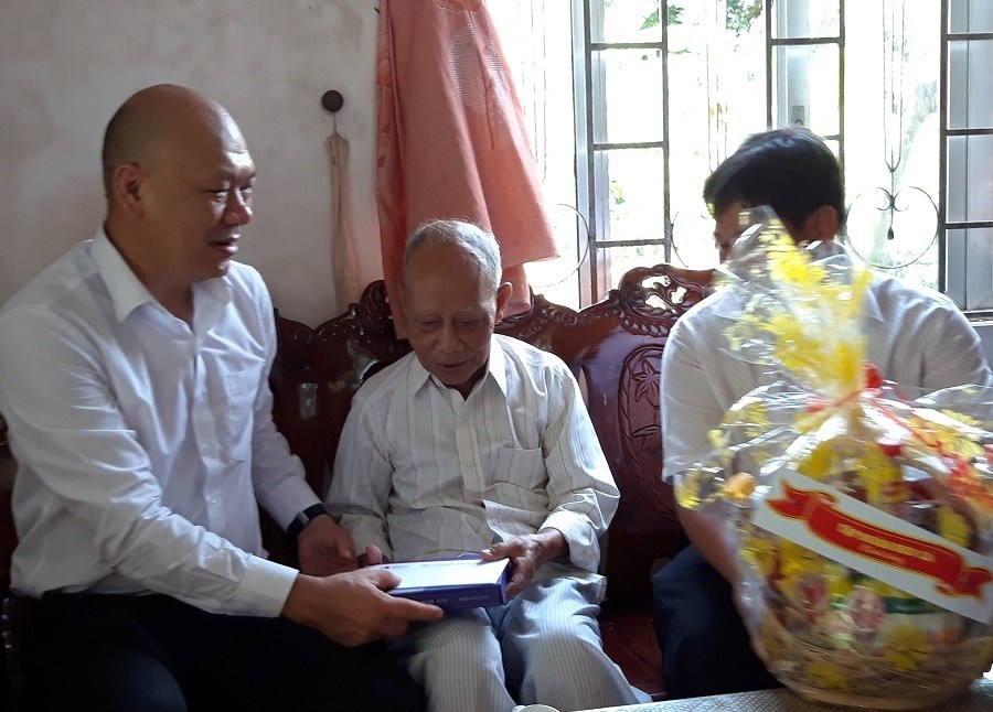 Keyword đầu tiên có dấu